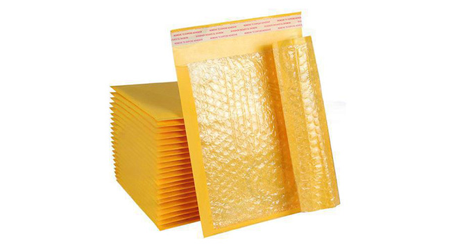Kraft paper composite bubble bag